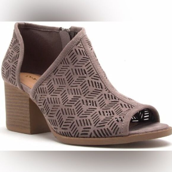 QUPID‎ rose Taupe Half d'Orasy Peep Toe side zip laser cut Perforated Booties - Picture 7 of 7
